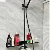 نمونه استفاده از شلف پشت شیر آشپزخانه در چهار دکوراسیون مختلف با طراحی کاربردی برای افزایش فضای ذخیرهسازی اطراف سینک
